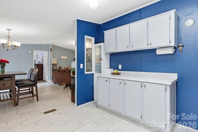 405 Gray Court, Asheville, NC 28806