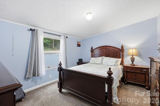 405 Gray Court, Asheville, NC 28806