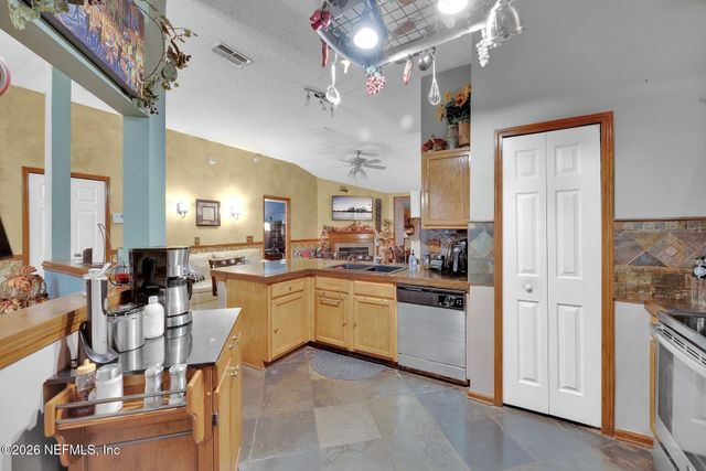 3483 WENTWORTH Circle W, Jacksonville, FL 32277