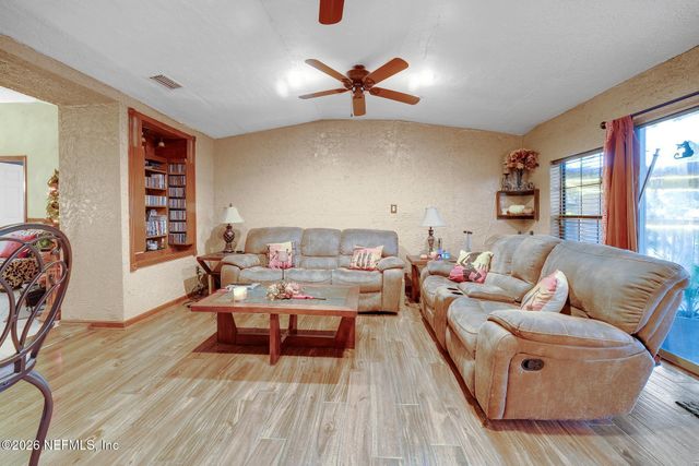 3483 WENTWORTH Circle W, Jacksonville, FL 32277