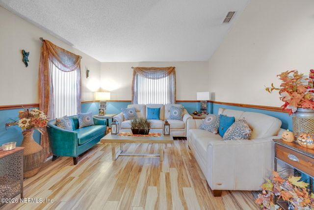 3483 WENTWORTH Circle W, Jacksonville, FL 32277