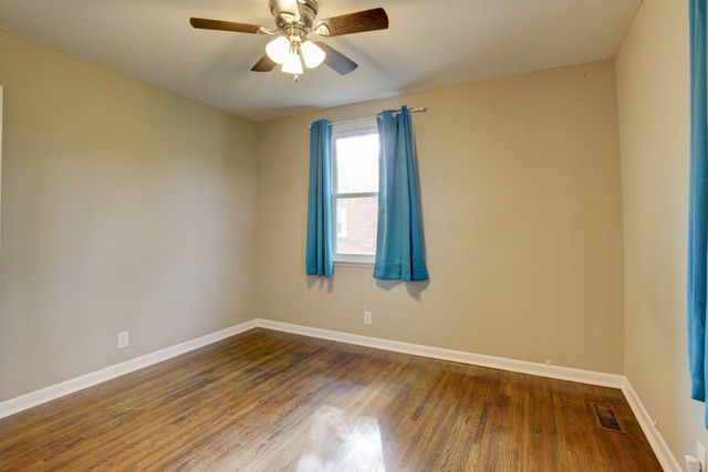 665 Shelton Ct, Clarksville, TN 37040