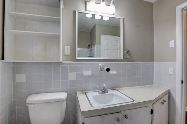 665 Shelton Ct, Clarksville, TN 37040