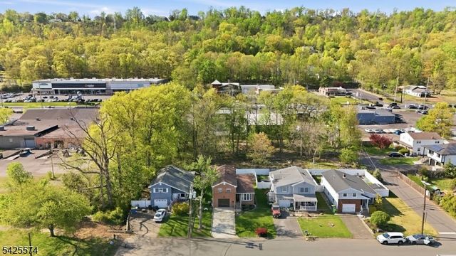 42 Lenox Ave, Green Brook Twp., NJ 08812