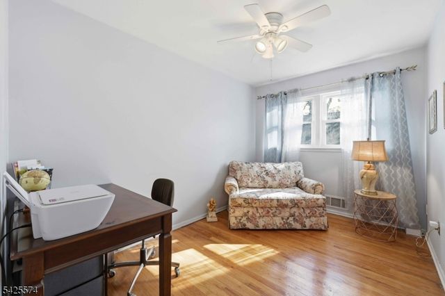 42 Lenox Ave, Green Brook Twp., NJ 08812