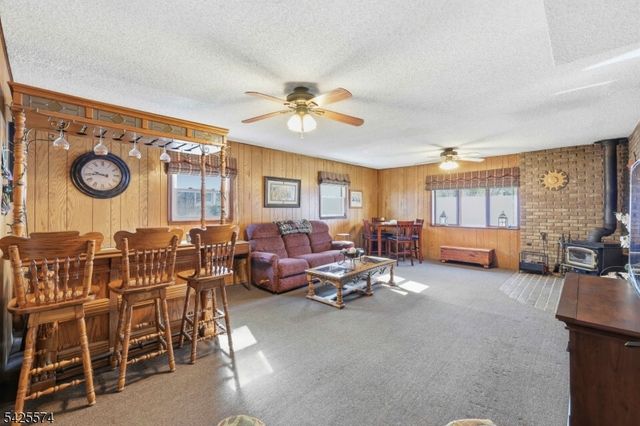 42 Lenox Ave, Green Brook Twp., NJ 08812