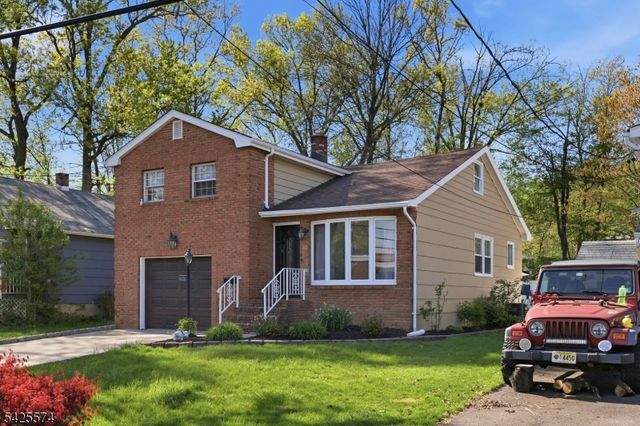 42 Lenox Ave, Green Brook Twp., NJ 08812