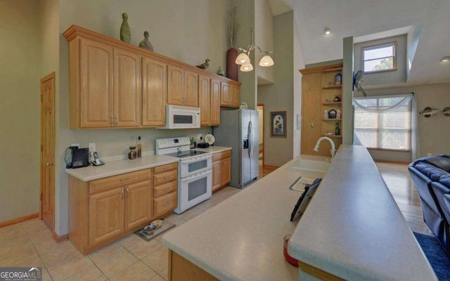 52 Breton Highlands Court, Clayton, GA 30525