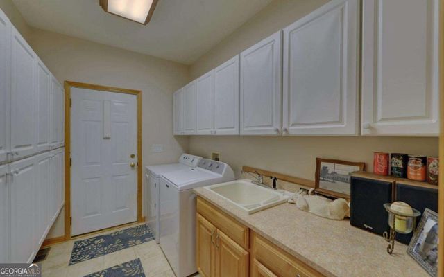 52 Breton Highlands Court, Clayton, GA 30525