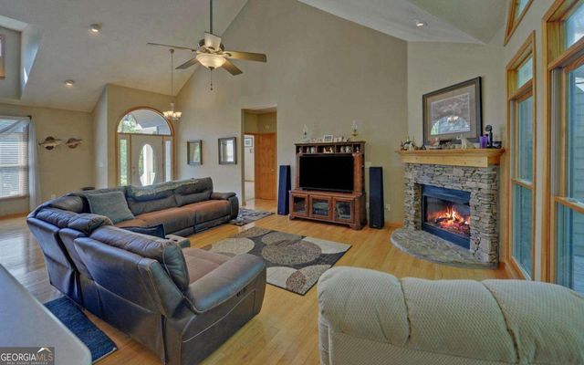 52 Breton Highlands Court, Clayton, GA 30525