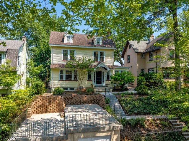 67 Woodland Rd, Bloomfield Twp., NJ 07003