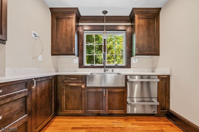 67 Woodland Rd, Bloomfield Twp., NJ 07003