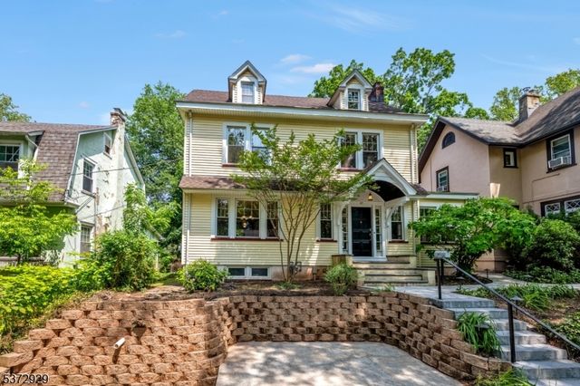 67 Woodland Rd, Bloomfield Twp., NJ 07003