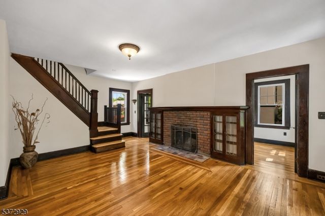 67 Woodland Rd, Bloomfield Twp., NJ 07003
