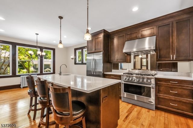 67 Woodland Rd, Bloomfield Twp., NJ 07003