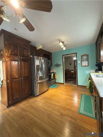14600 Ramblewood Dr, Chester, VA 23836