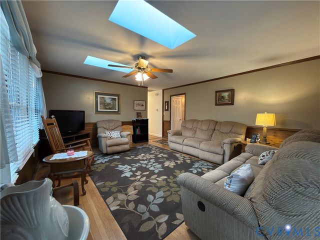 14600 Ramblewood Dr, Chester, VA 23836
