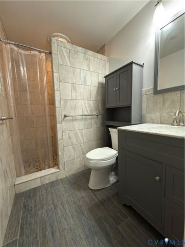 14600 Ramblewood Dr, Chester, VA 23836