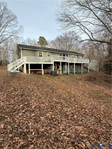 14600 Ramblewood Dr, Chester, VA 23836