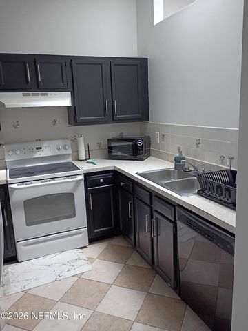 10102 GENI HILL Circle S, Jacksonville, FL 32225