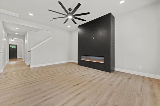 169 Forest Heights Lane, Montgomery, TX 77316