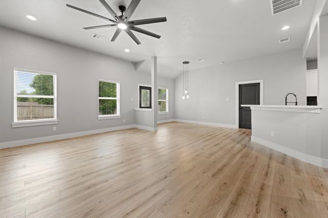 169 Forest Heights Lane, Montgomery, TX 77316
