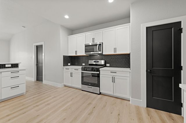 169 Forest Heights Lane, Montgomery, TX 77316
