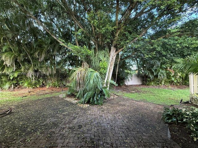 6683 Southport Drive, Boynton Beach, FL 33472