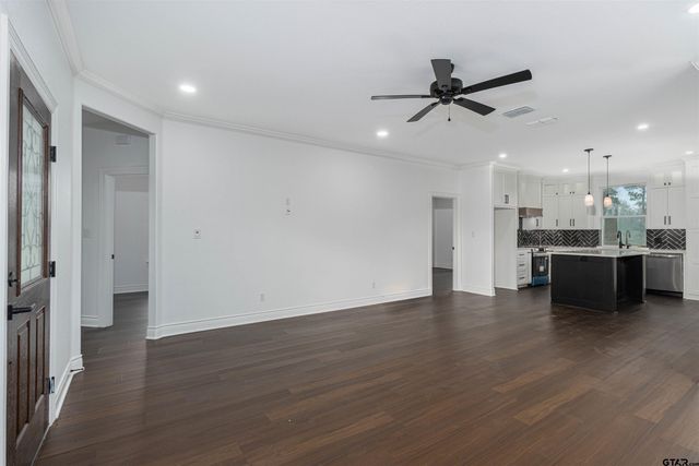 314 CR 4229, Jacksonville, TX 75766