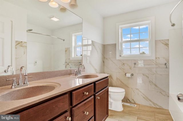 6254 CHATHAM GLENN WAY, Harrisburg, PA 17111