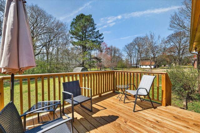 18 Town Rd, Fayetteville, TN 37334