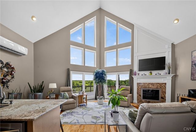 2726 Gardner Rd, Pompey, NY 13063