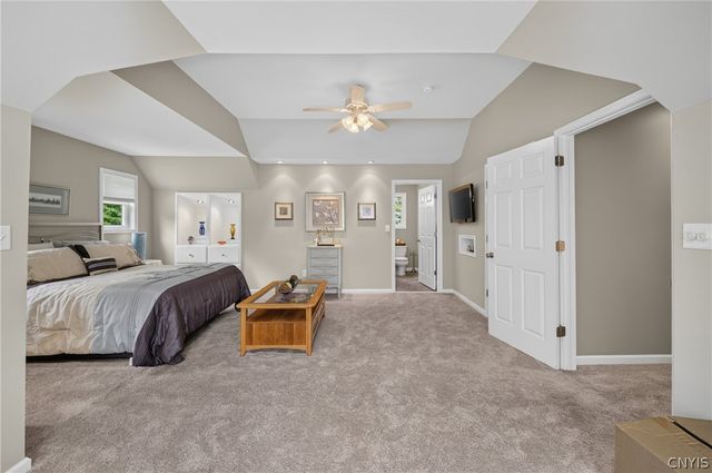 2726 Gardner Rd, Pompey, NY 13063