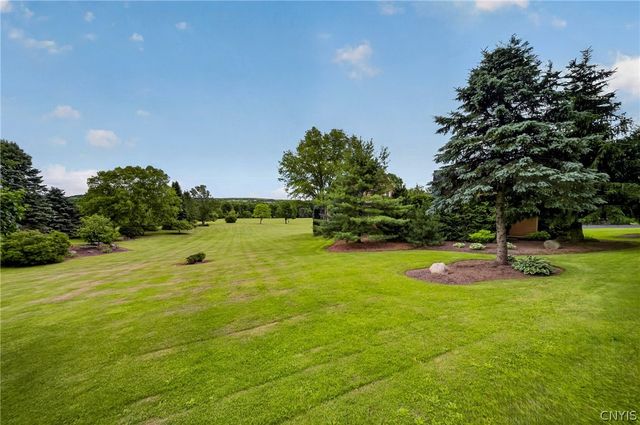 2726 Gardner Rd, Pompey, NY 13063