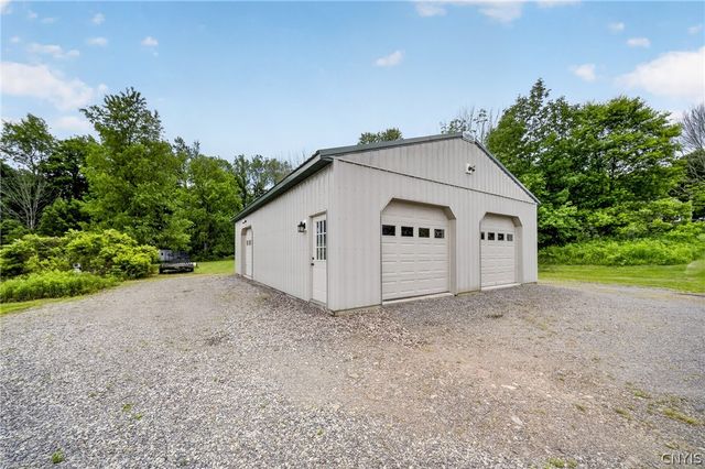 2726 Gardner Rd, Pompey, NY 13063