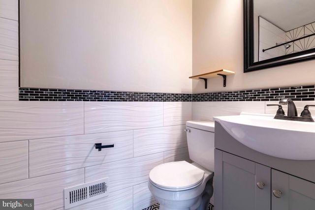 57 E HORTTER ST, Philadelphia, PA 19119