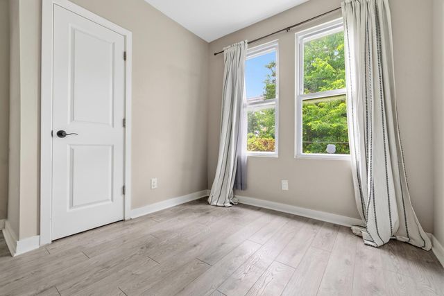 57 E HORTTER ST, Philadelphia, PA 19119