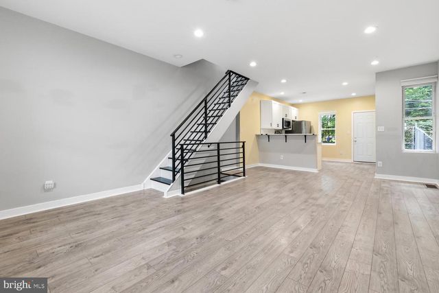 57 E HORTTER ST, Philadelphia, PA 19119