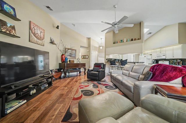 8866 Siegel St, Valley Springs, CA 95252