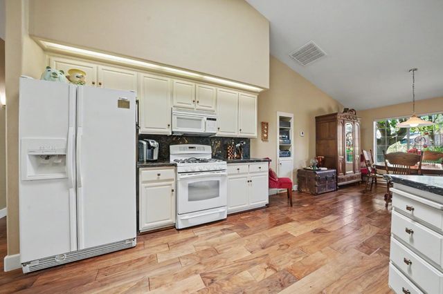 8866 Siegel St, Valley Springs, CA 95252