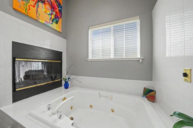 8866 Siegel St, Valley Springs, CA 95252
