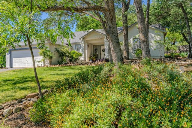 8866 Siegel St, Valley Springs, CA 95252