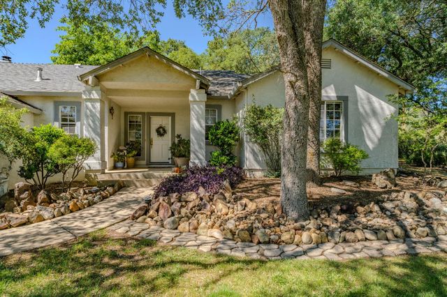 8866 Siegel St, Valley Springs, CA 95252