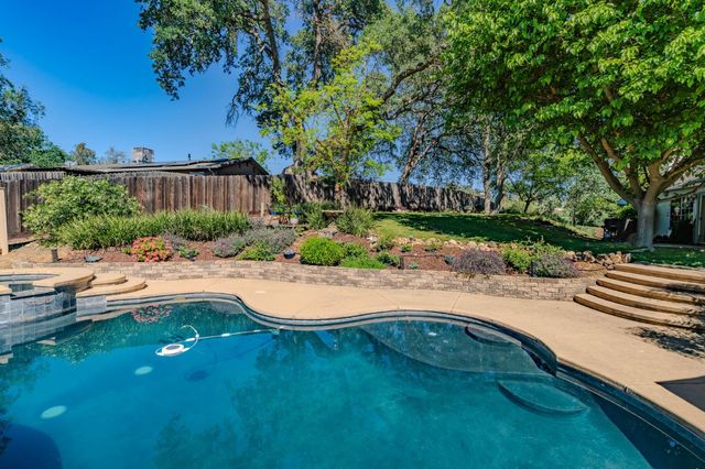 8866 Siegel St, Valley Springs, CA 95252