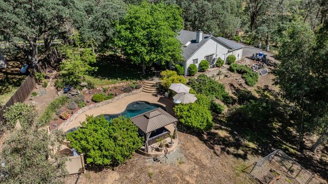 8866 Siegel St, Valley Springs, CA 95252