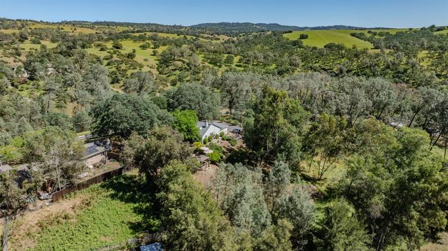 8866 Siegel St, Valley Springs, CA 95252