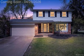 15251 Farmbrook Drive, Plymouth Charter Township, MI 48170