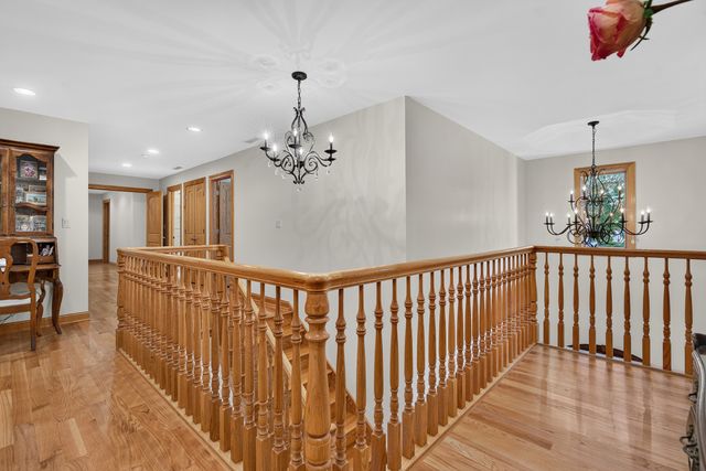524 E Washington Avenue, Lake Bluff, IL 60044