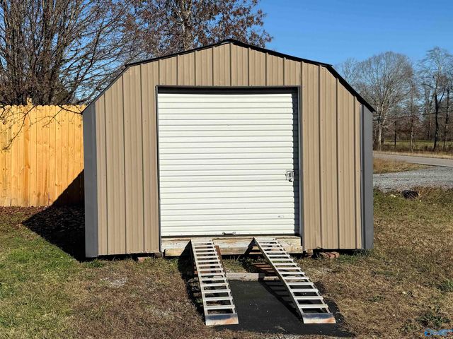 6743 County Road 78, Fort Payne, AL 35967