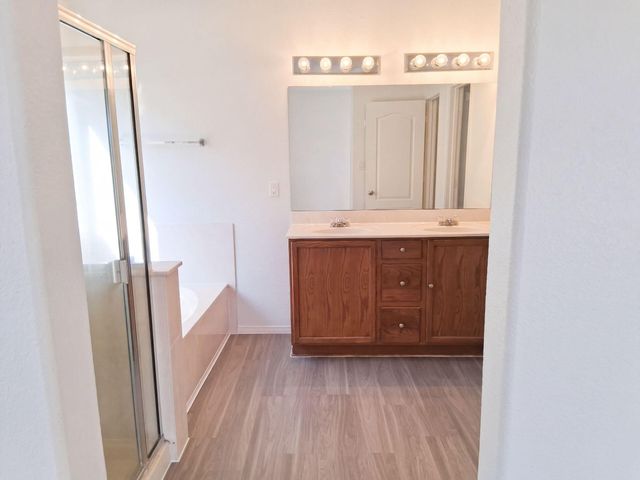 2900 Duerson Trail SW, Albuquerque, NM 87121